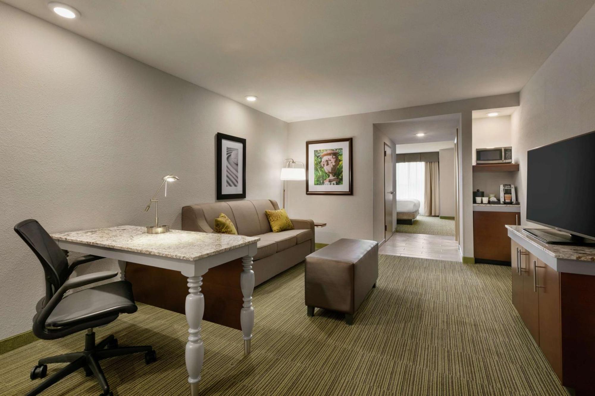 Hilton Garden Inn Statesville Εξωτερικό φωτογραφία