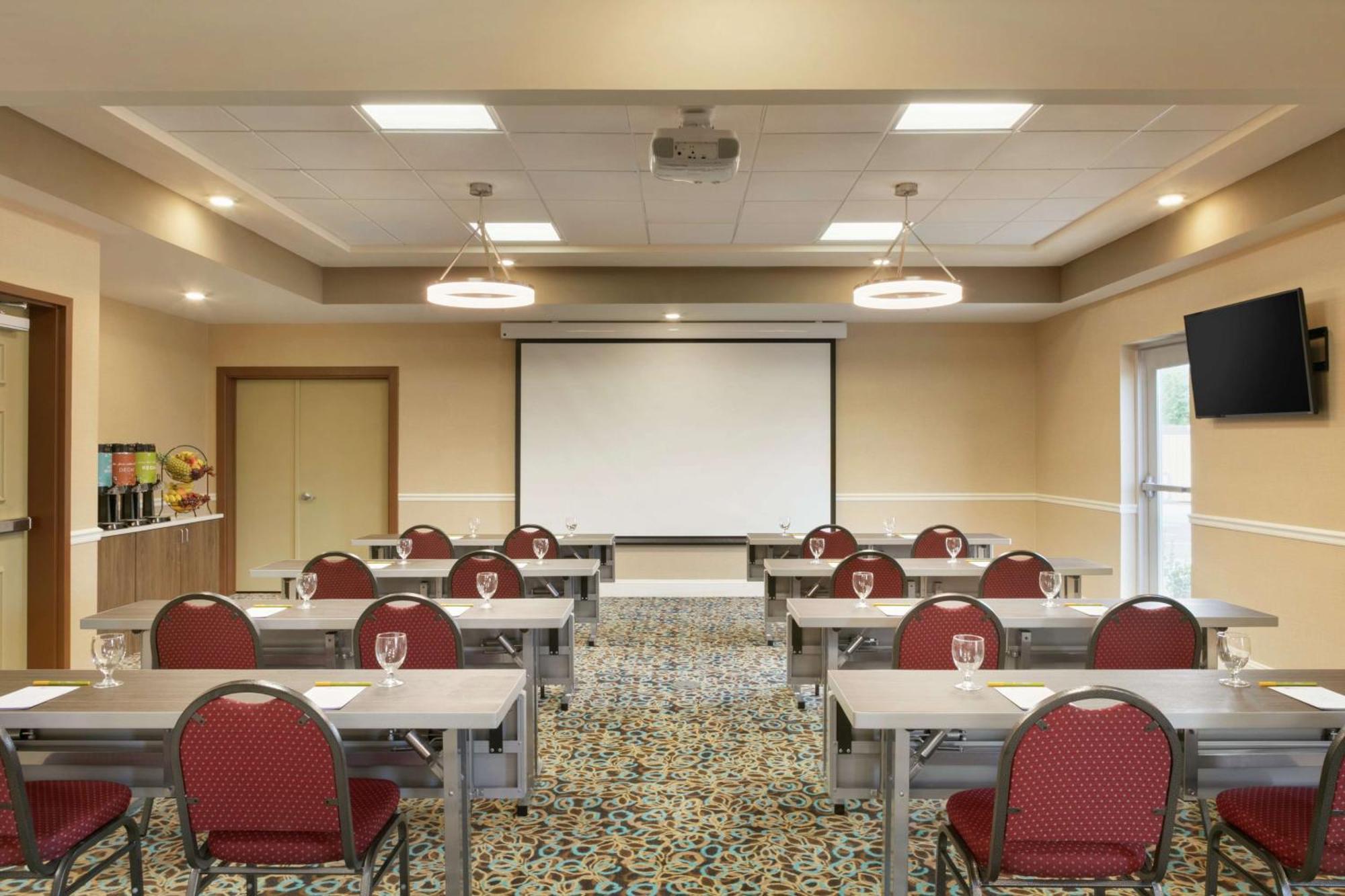 Hilton Garden Inn Statesville Εξωτερικό φωτογραφία
